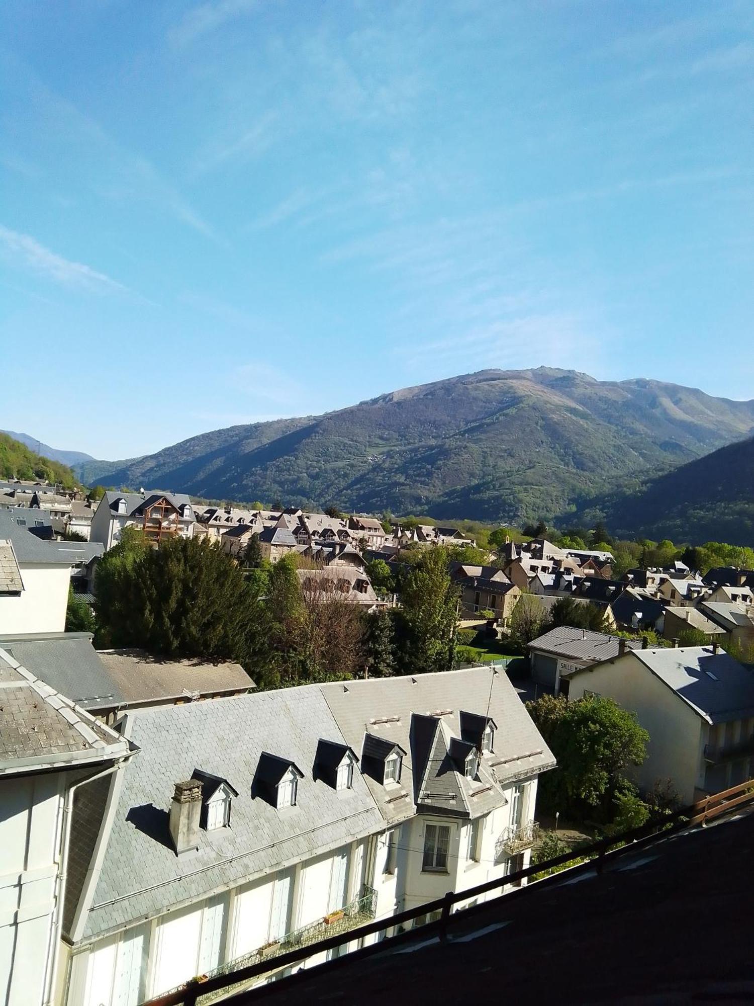 Appartement Au Coeur De Luchon Bagneres-de-Luchon Luaran gambar